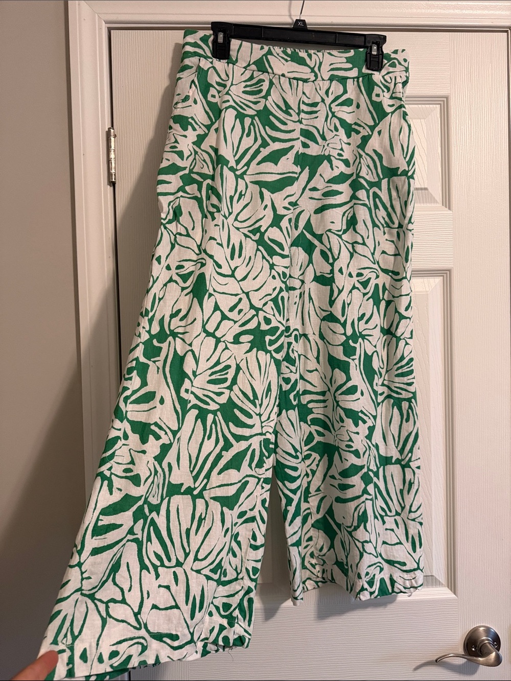 Panama Jack White and Green Wide Leg Pants